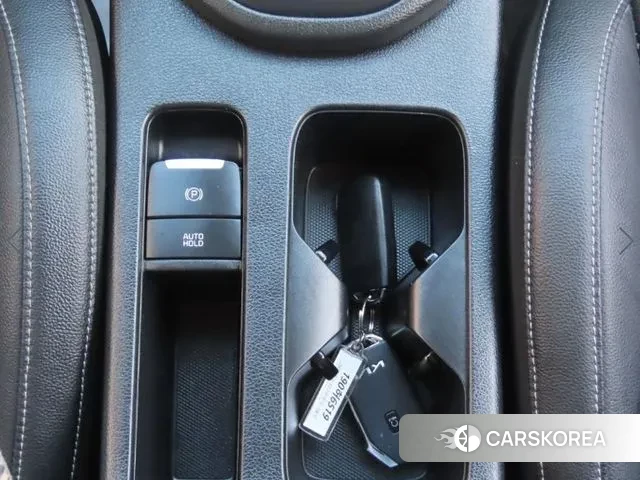 Kia The New K3 2nd generation 2022 Белый из Кореи, фото 5