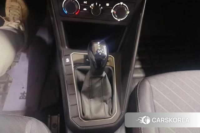 Volkswagen Lavida 2024 Белый из Китая, фото 5