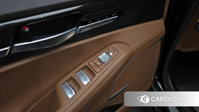 Genesis G90 2019 Черный из Кореи, фото 5