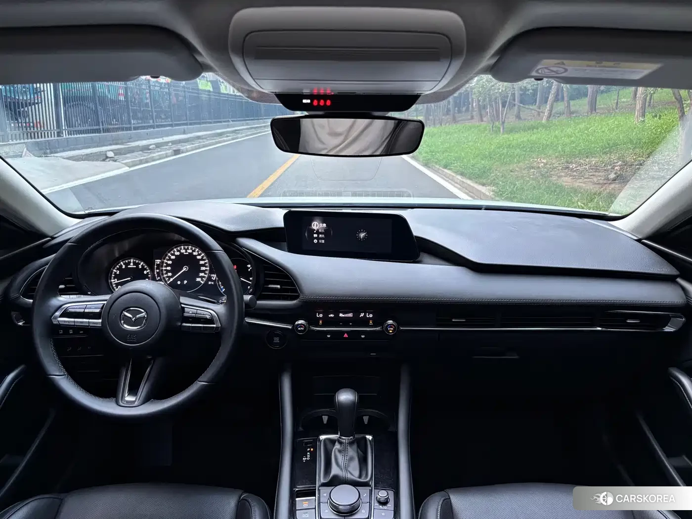 Mazda 3 2022 Белый из Китая, фото 5