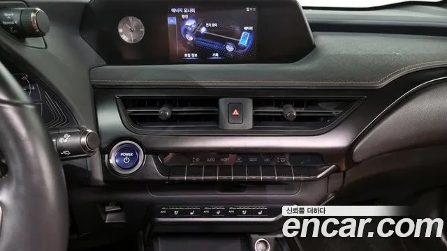 Lexus UX250h id 2917521 из Кореи 5