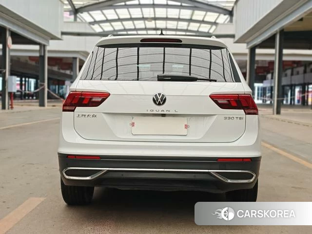 Volkswagen Tiguan L 2022 Белый из Китая, фото 5