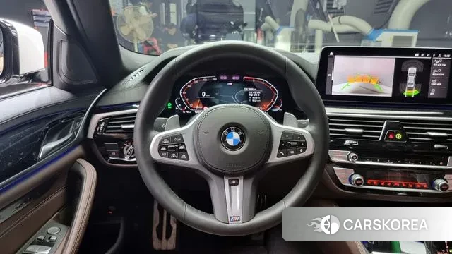 BMW 5 Series (G30) 2022 Белый из Кореи, фото 5