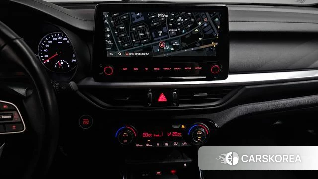 Kia The New K3 2nd generation 2022 Белый из Кореи, фото 5