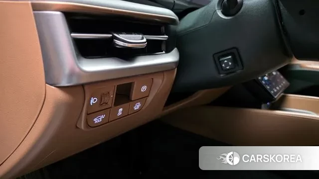 Hyundai Grandeur Hybrid (GN7) 2023 Песочный из Кореи, фото 5