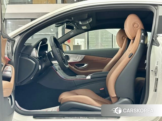 Mercedes-Benz Class C (imported) 2022 Белый из Китая, фото 5