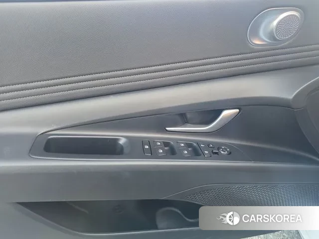 Hyundai Avante (CN7) 2023 Белый из Кореи, фото 5