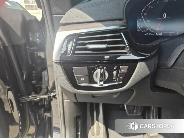 BMW 6 Series GT (G32) 2020 Черный из Кореи, фото 5