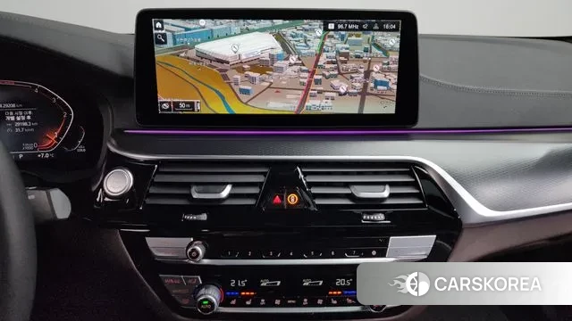 BMW 5 Series (G30) 2023 Черный из Кореи, фото 5