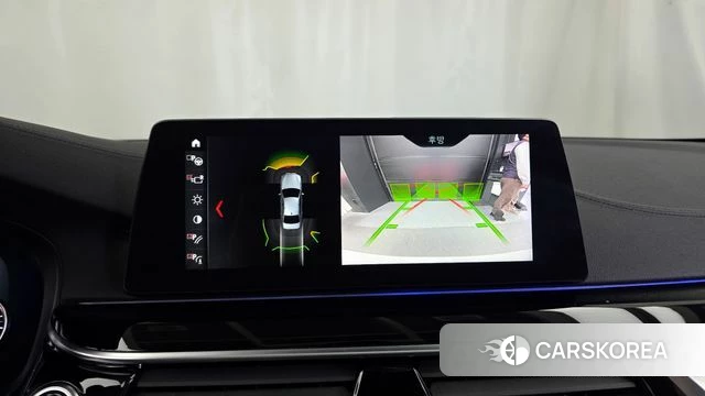 BMW 5 Series (G30) 2018 Белый из Кореи, фото 5