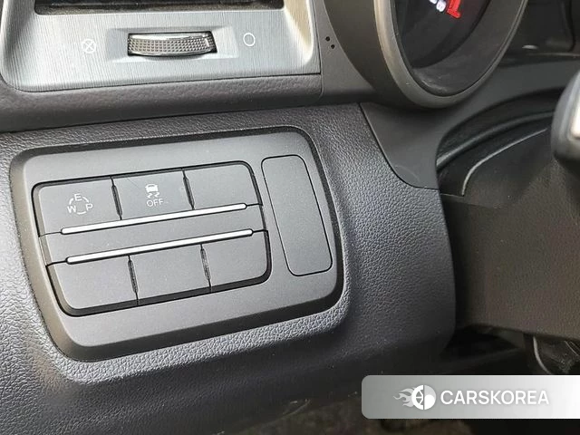 Ssangyong Tivoli Armor 2018 Белый из Кореи, фото 5