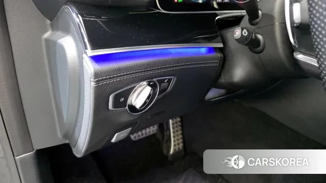 Mercedes-Benz AMG GT 2021 Черный из Кореи, фото 5