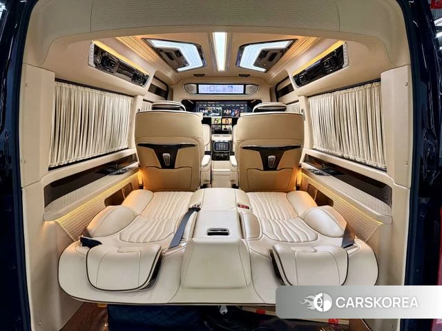 Toyota Hiace 2025 Черный из Китая, фото 5