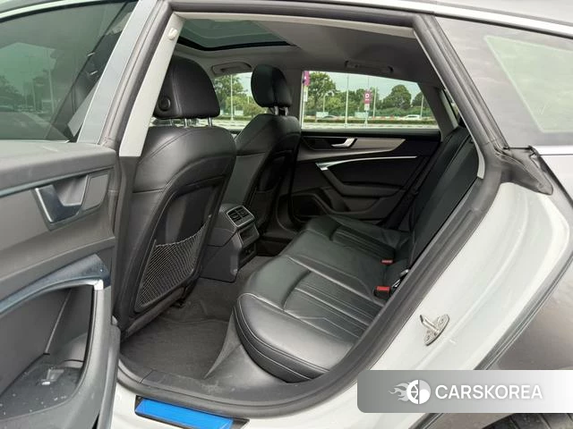 Audi A7 2021 Темно-серый из Китая, фото 5
