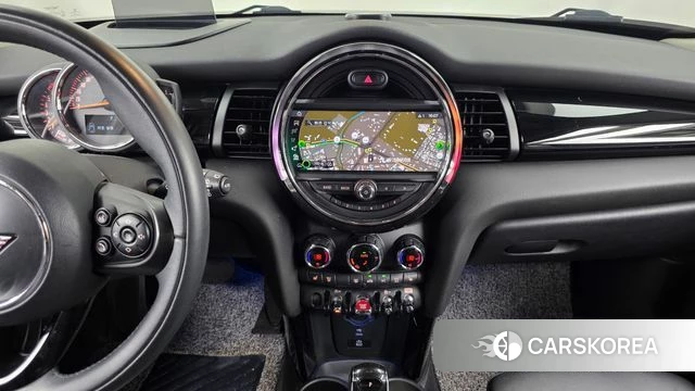 Mini Cooper 2020 Жемчужный цвет из Кореи, фото 5