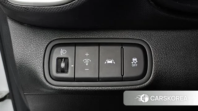 Hyundai Venue 2020 Белый из Кореи, фото 5