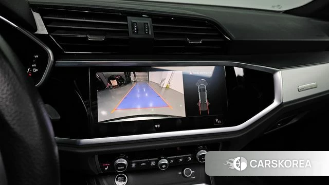 Audi Q3 (F3) 2022 Серый из Кореи, фото 5