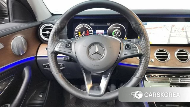 Mercedes-Benz E-Class W213 2018 Черный из Кореи, фото 5