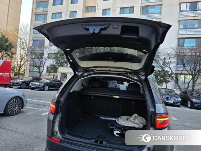 Land Rover Discovery Sports 2nd Generation 2023 Серебристо-серый из Кореи, фото 5