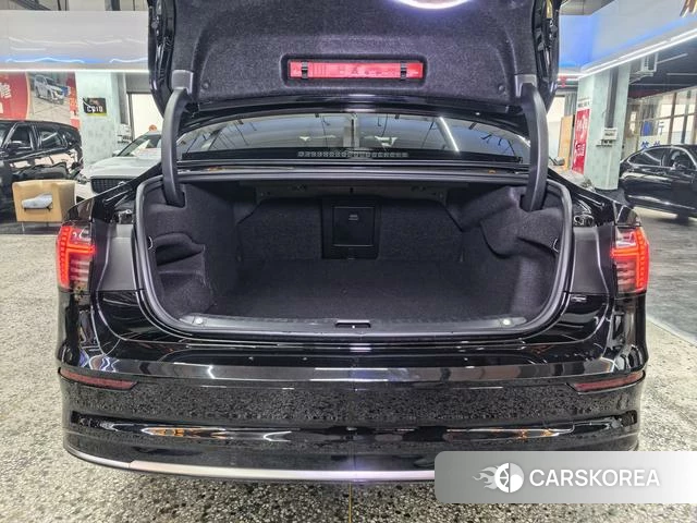 Volvo S90 2025 Черный из Китая, фото 5