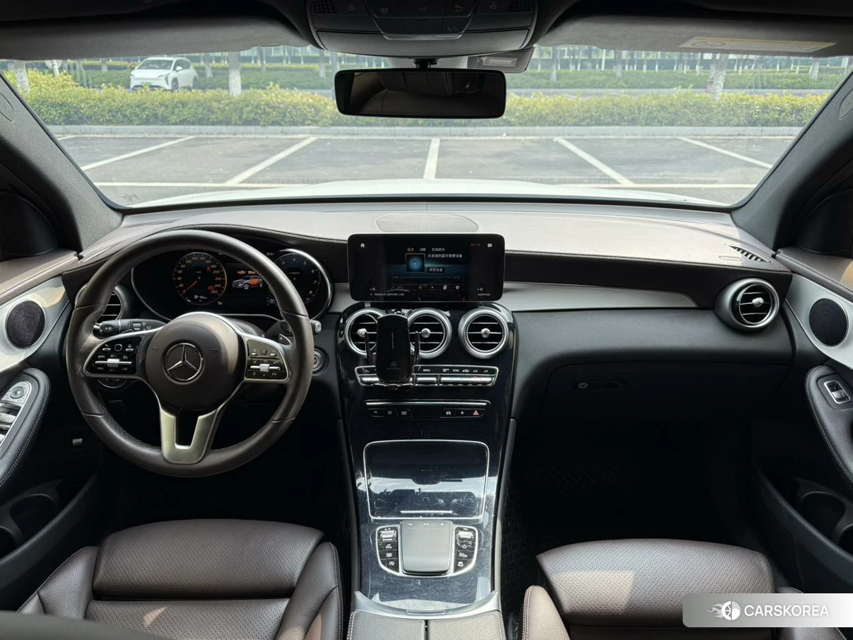 Mercedes-Benz GLC 2022 Белый из Китая, фото 5