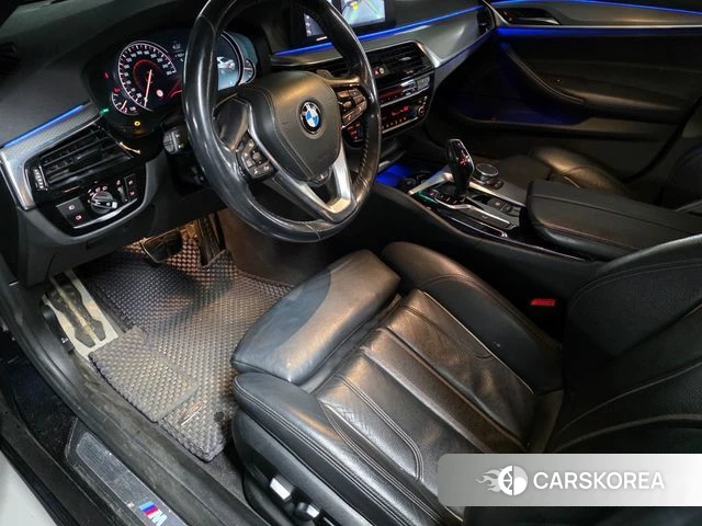 BMW 5 Series (G30) 2018 Синий из Кореи, фото 5