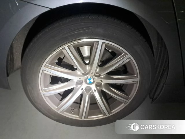 BMW 5 Series (G30) 2018 Серый из Кореи, фото 5
