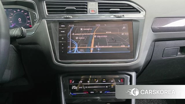 Volkswagen Tiguan second Generation 2023 Черный из Кореи, фото 5