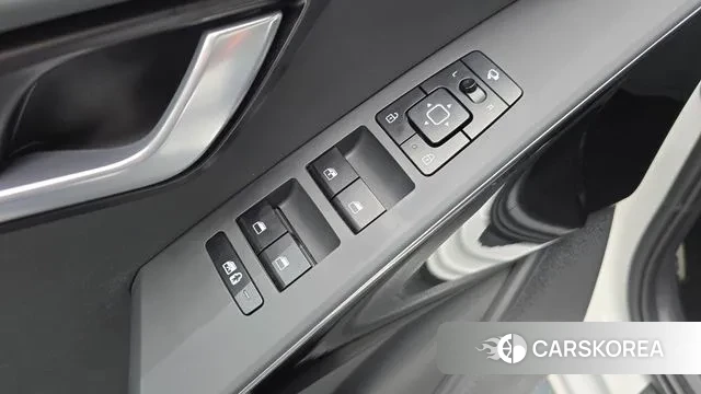 Kia Di Ol Nu Niro 2022 Белый из Кореи, фото 5