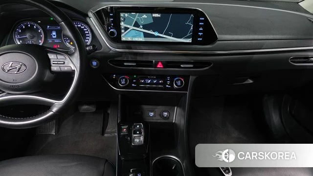 Hyundai Sonata (DN8) 2019 Серебристо-серый из Кореи, фото 5