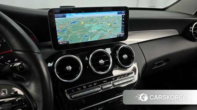 Mercedes-Benz C-Class W205 2019 Белый из Кореи, фото 5