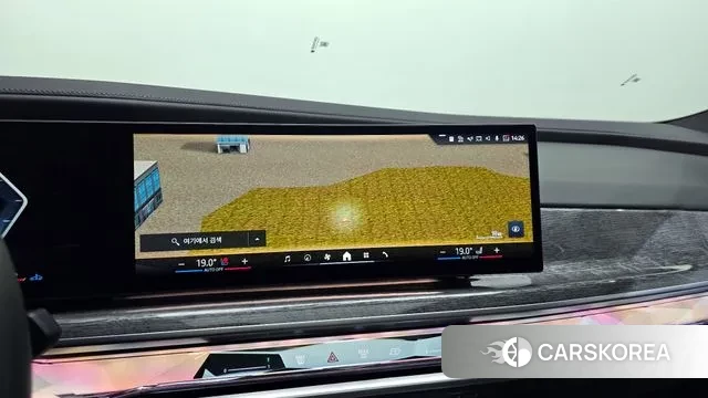 BMW 7 Series (G70) 2024 Черный из Кореи, фото 5