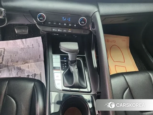 Hyundai Avante Hybrid (CN7) 2022 Белый из Кореи, фото 5