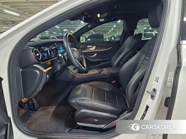 Mercedes-Benz E-Class W213 2023 Белый из Кореи, фото 5