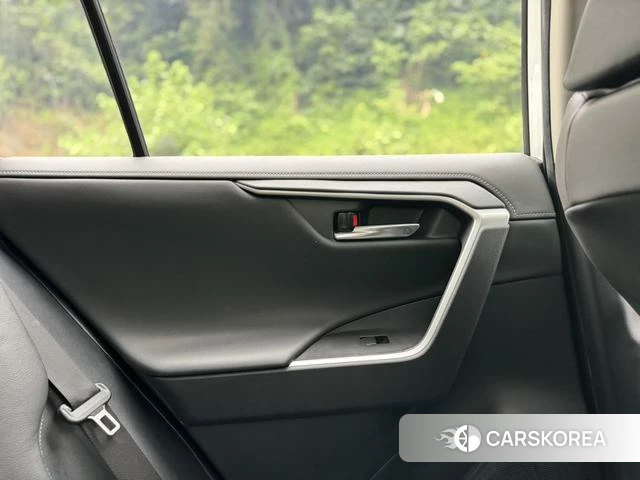 Toyota RAV4 Rongfang 2022 Белый из Китая, фото 5