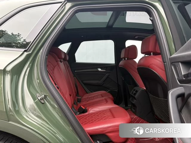 Audi SQ5 2023 Зеленый из Китая, фото 5