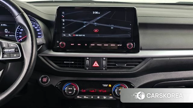 Kia The New K3 2nd generation 2022 Серый из Кореи, фото 5