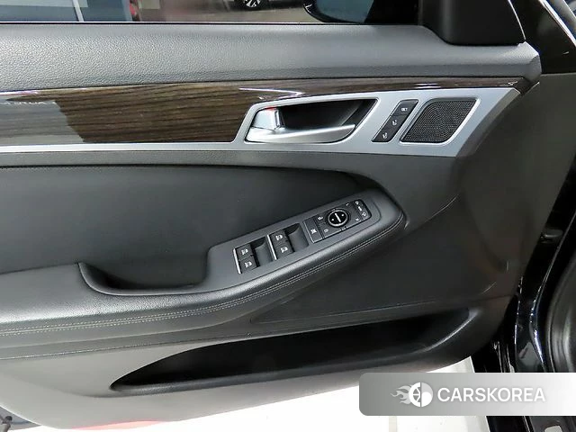 Genesis G80 2019 Черный из Кореи, фото 5
