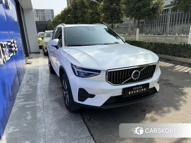 Volvo XC40 2024 Белый из Китая, фото 5