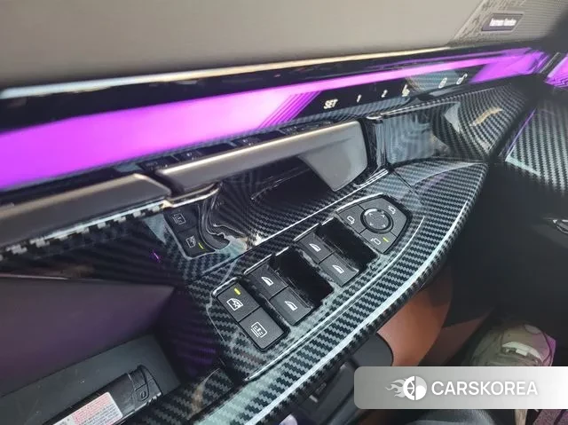 BMW 5 Series (G60) 2024 Черный из Кореи, фото 5