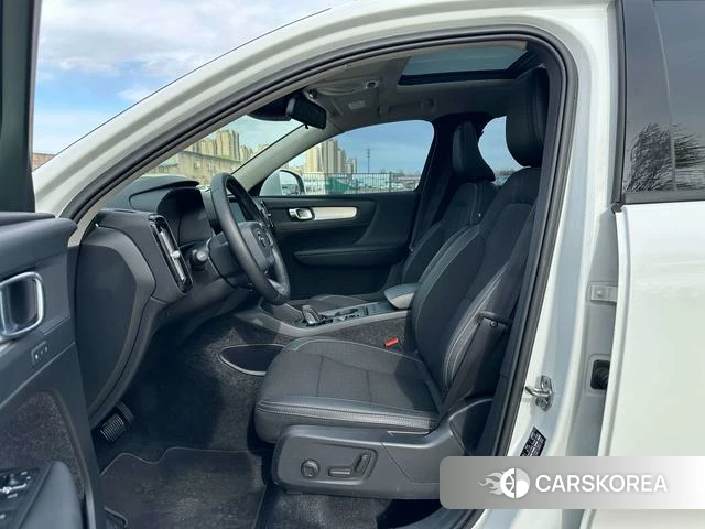 Volvo XC40 2020 Белый из Китая, фото 5