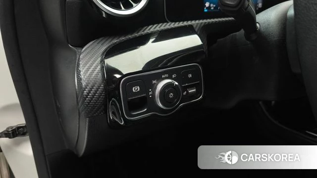 Mercedes-Benz A-Class W177 2020 Белый из Кореи, фото 5