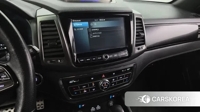 Ssangyong The New Rexton Sports Cannes 2022 Темно-зеленый из Кореи, фото 5