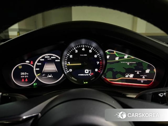 Porsche Panamera (971) 2023 Белый из Кореи, фото 5