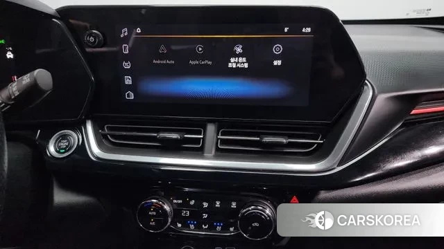 Chevrolet (GM Daewoo) Trax Crossover 2023 Белый из Кореи, фото 5