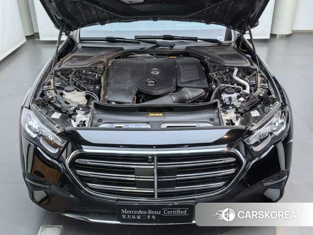 Mercedes-Benz E-class 2024 Черный из Китая, фото 5