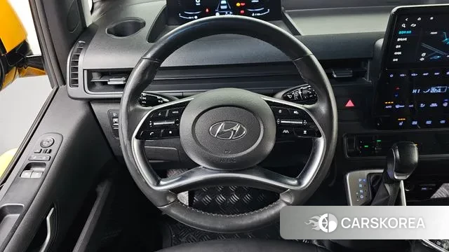 Hyundai Staria 2022 Желтый из Кореи, фото 5