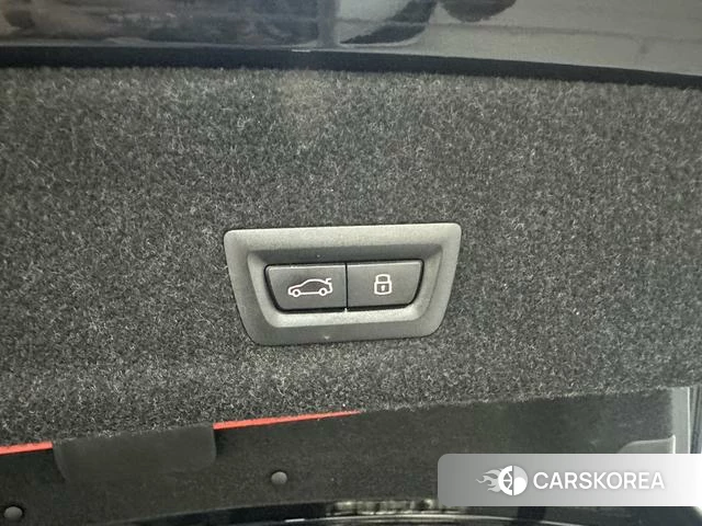 BMW 3 series 2024 Черный из Китая, фото 5
