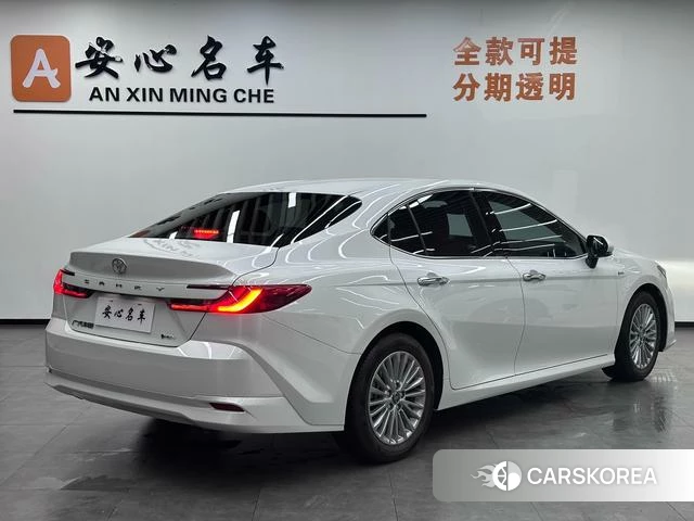 Toyota Camry 2024 Белый из Китая, фото 5