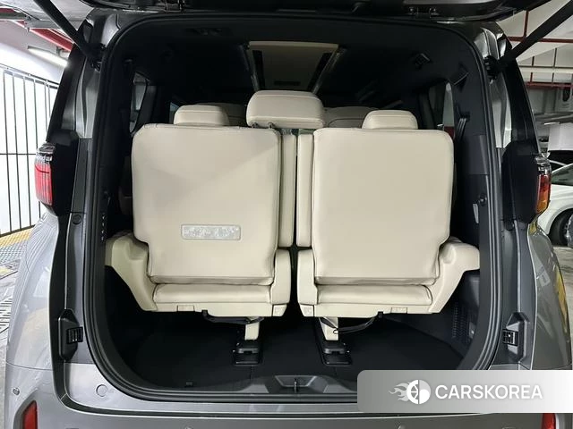 Toyota Elfa 2025 Серебристо-серый из Китая, фото 5